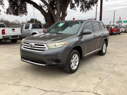 2011 Toyota Highlander SE