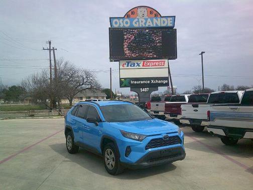 2019 Toyota RAV4 LE