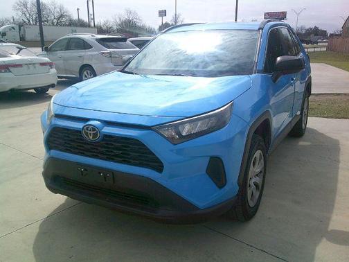 2019 Toyota RAV4 LE