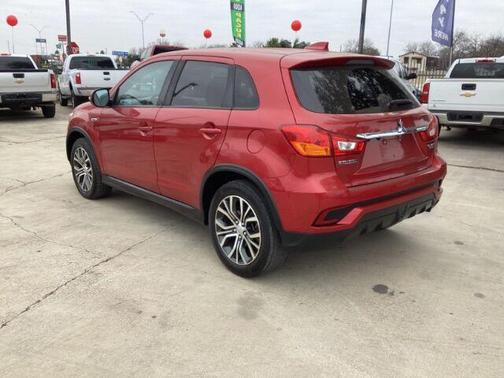 2019 Mitsubishi Outlander Sport SE