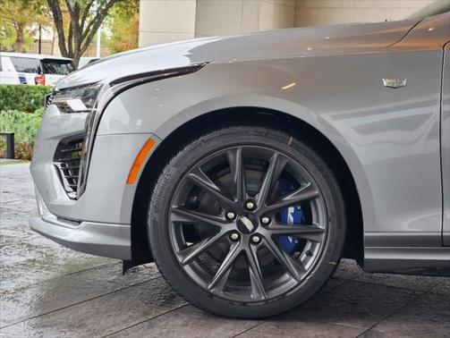 2025 Cadillac CT4 Sport