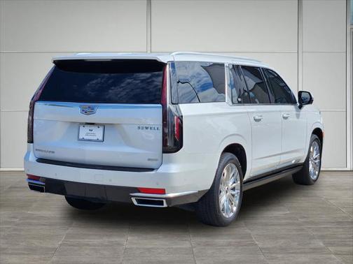 2023 Cadillac Escalade ESV Premium Luxury