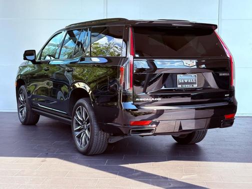 2024 Cadillac Escalade Sport