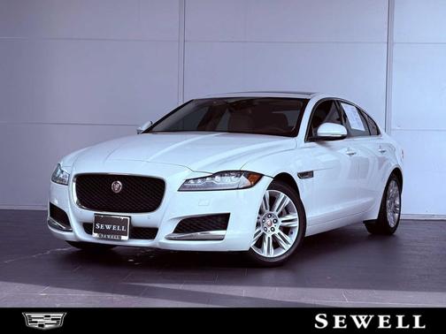2016 Jaguar XF 35t Premium