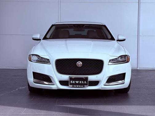 2016 Jaguar XF 35t Premium