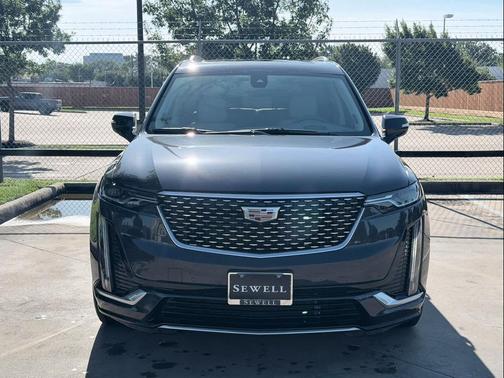 Wilder Metallic 2023 Cadillac XT6 Premium Luxury FWD