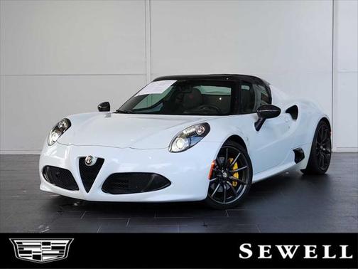 2015 Alfa Romeo 4C Spider Base