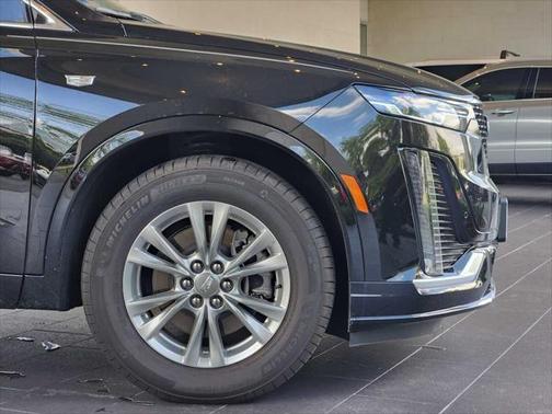 2025 Cadillac XT6 Luxury FWD