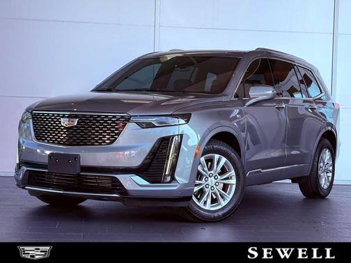 2023 Cadillac XT6 Luxury FWD