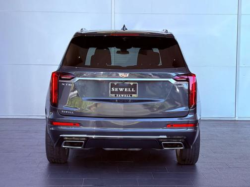 2023 Cadillac XT6 Premium Luxury FWD