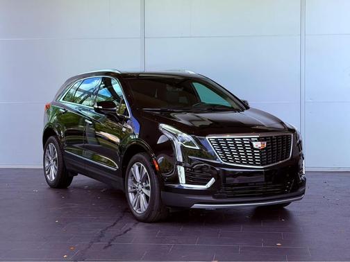 Stellar Black Metallic 2024 Cadillac XT5 Premium Luxury