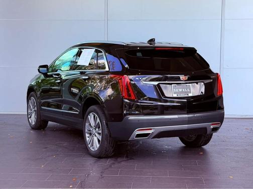 Stellar Black Metallic 2024 Cadillac XT5 Premium Luxury