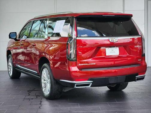 2023 Cadillac Escalade ESV Premium Luxury