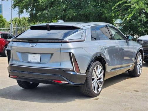 2024 Cadillac LYRIQ Luxury w/1SE