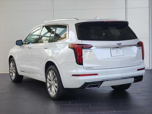 2024 Cadillac XT6 Premium Luxury FWD