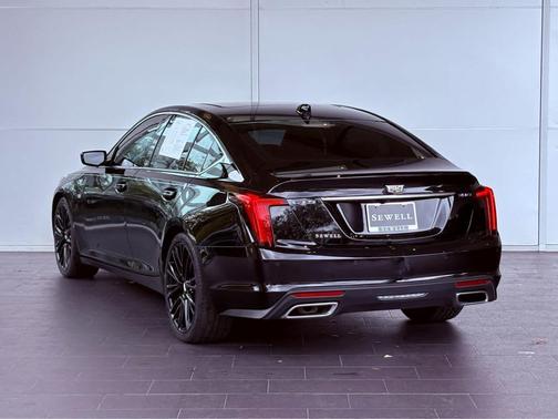 2024 Cadillac CT5 Luxury