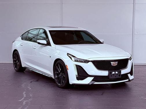 2022 Cadillac CT5 Sport