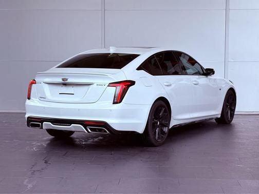 2022 Cadillac CT5 Sport