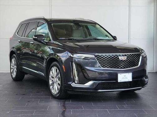 2022 Cadillac XT6 Premium Luxury FWD