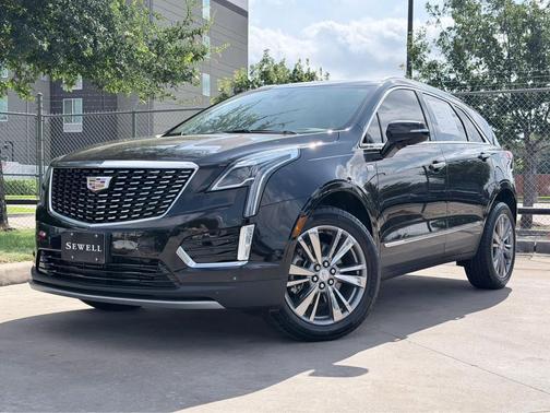 Stellar Black Metallic 2026 Cadillac XT5 Premium Luxury