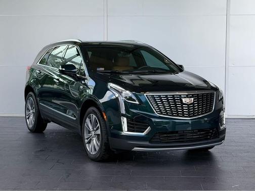 Emerald Lake Metallic 2024 Cadillac XT5 Premium Luxury