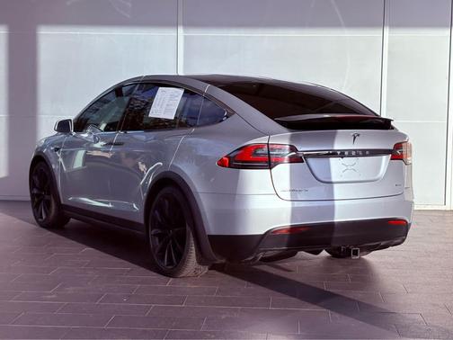 2016 Tesla Model X 90D