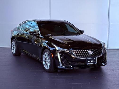 2023 Cadillac CT5 Luxury