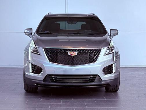 2025 Cadillac XT5 Sport