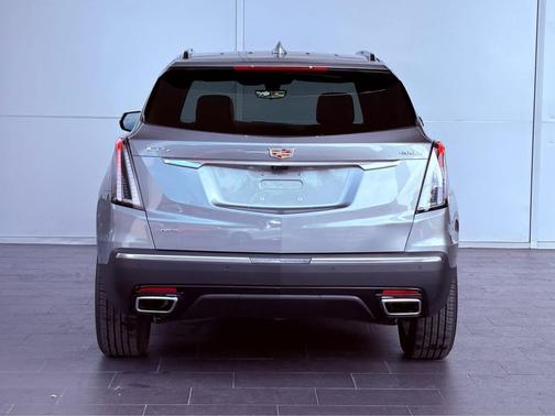 2025 Cadillac XT5 Sport