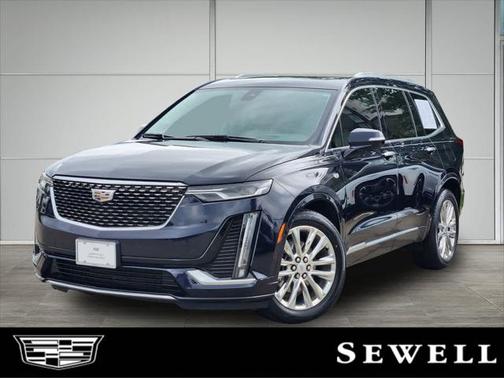 2022 Cadillac XT6 Premium Luxury FWD