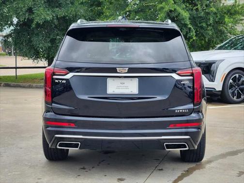 2022 Cadillac XT6 Premium Luxury FWD
