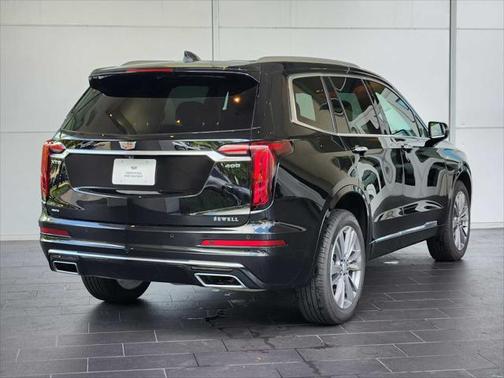 2025 Cadillac XT6 Premium Luxury AWD