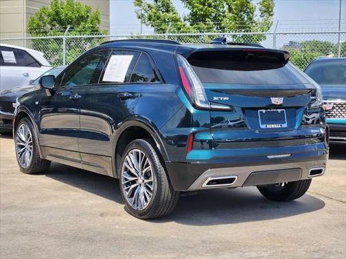 2025 Cadillac XT4 Sport