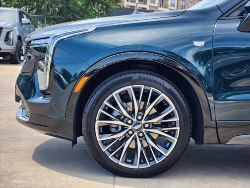 2025 Cadillac XT4 Sport