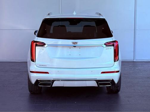 2023 Cadillac XT6 Luxury FWD