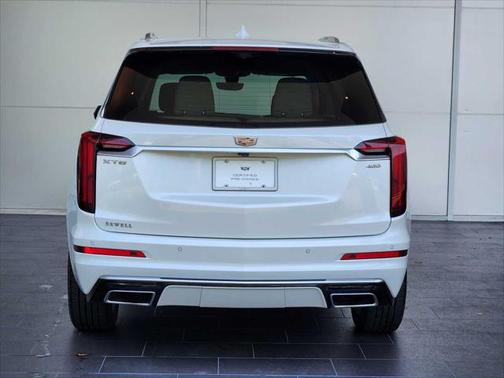2023 Cadillac XT6 Premium Luxury FWD
