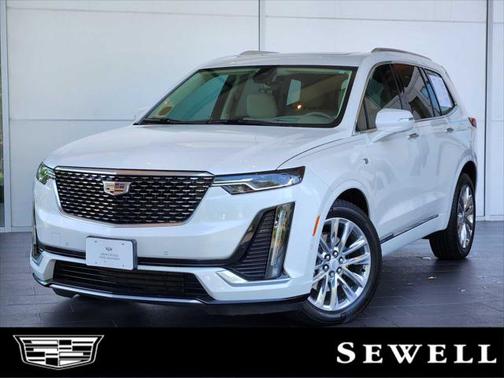 2023 Cadillac XT6 Premium Luxury FWD