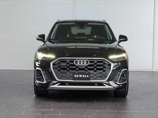 2023 Audi Q5 45 S line Prestige