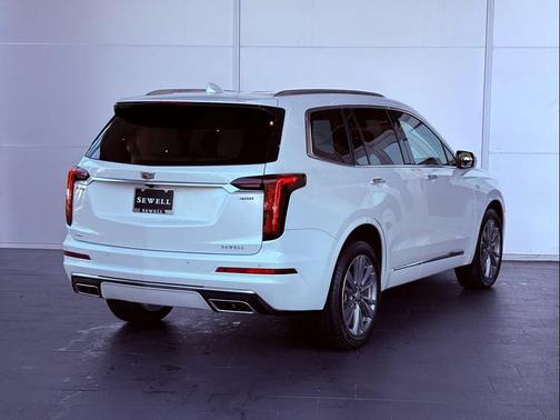 2025 Cadillac XT6 Premium Luxury AWD