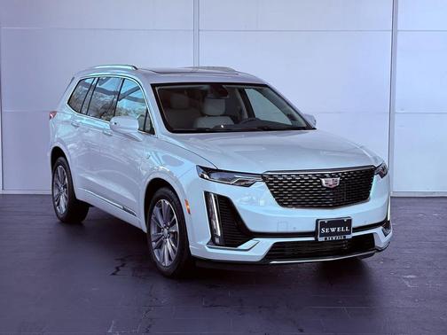 2025 Cadillac XT6 Premium Luxury AWD