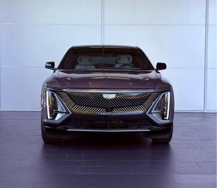 2023 Cadillac LYRIQ Luxury