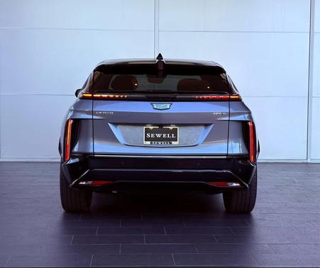 2023 Cadillac LYRIQ Luxury
