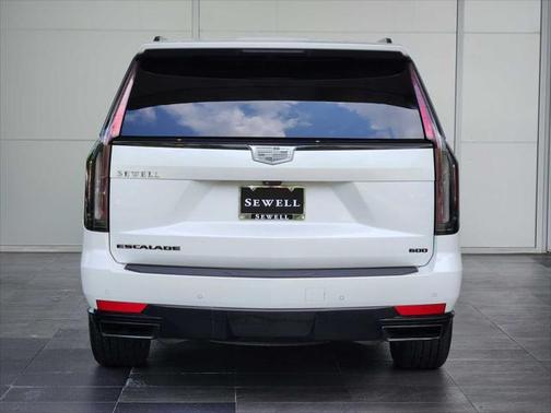2021 Cadillac Escalade Sport