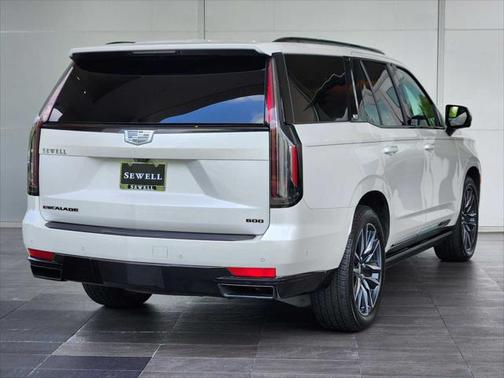 2021 Cadillac Escalade Sport