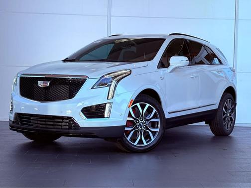 2025 Cadillac XT5 Sport