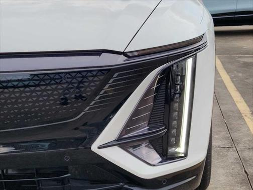 2025 Cadillac LYRIQ Sport w/1SJ