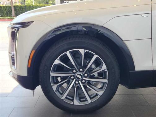 2025 Cadillac LYRIQ Sport w/1SF