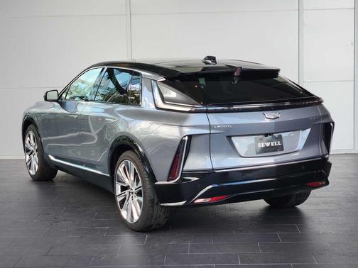 2023 Cadillac LYRIQ Luxury