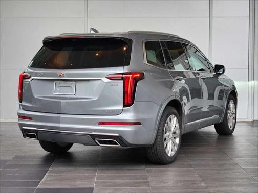 2025 Cadillac XT6 Premium Luxury FWD
