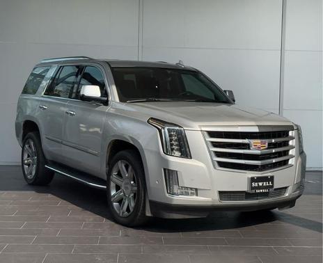 2018 Cadillac Escalade Luxury